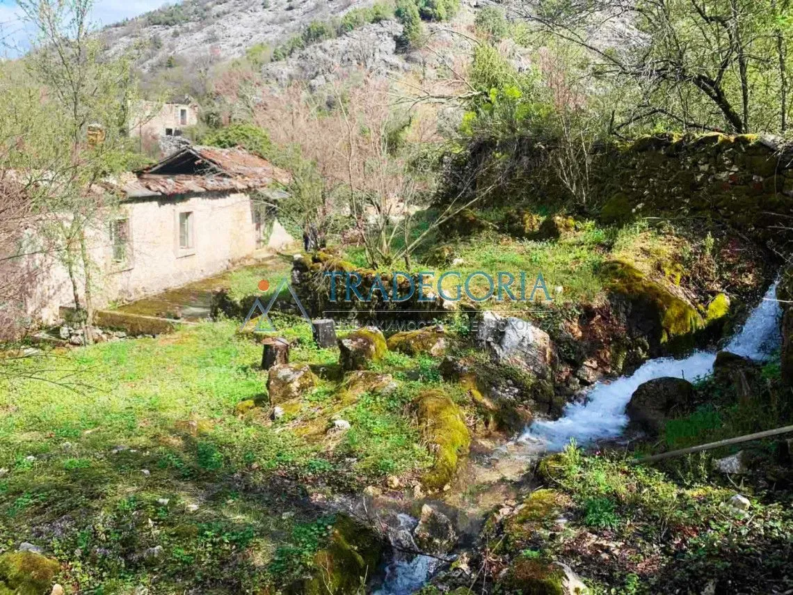 Prodaja, kuća, 210m², Podgorica, Crna Gora
