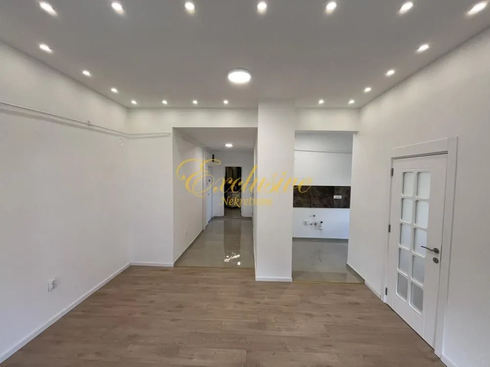 Prodaja, trosoban stan, 64m², Čukarička Padina, Beograd