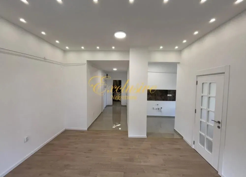 Prodaja, trosoban stan, 64m², Čukarička Padina, Beograd