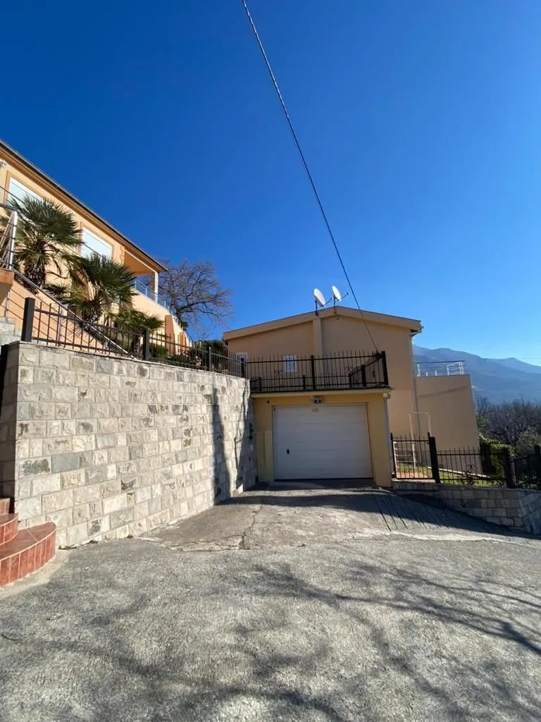 Sale, house, 390m², Zagrađe, Bar