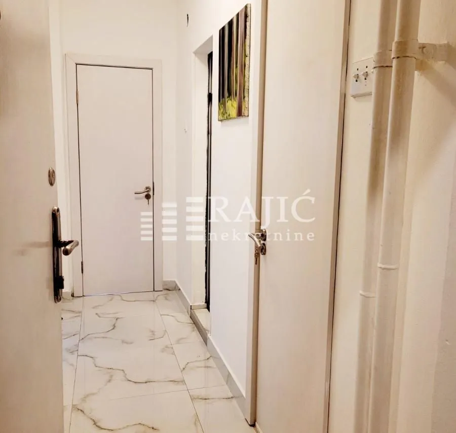 Rent, two bedroom apartment, 50m², Stari Grad, Beograd