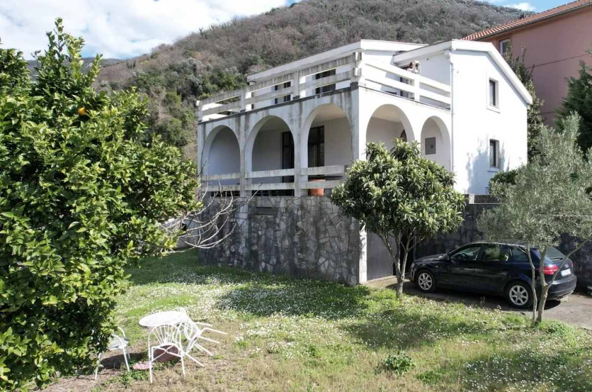 Prodaja, kuća, 250m², Seljanovo, Tivat