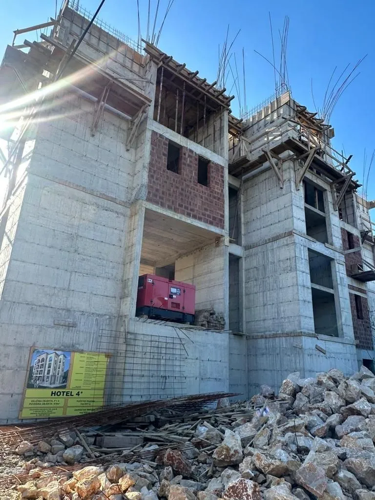 Prodaja, ugostiteljski objekat, 700m², Utjeha, Bar