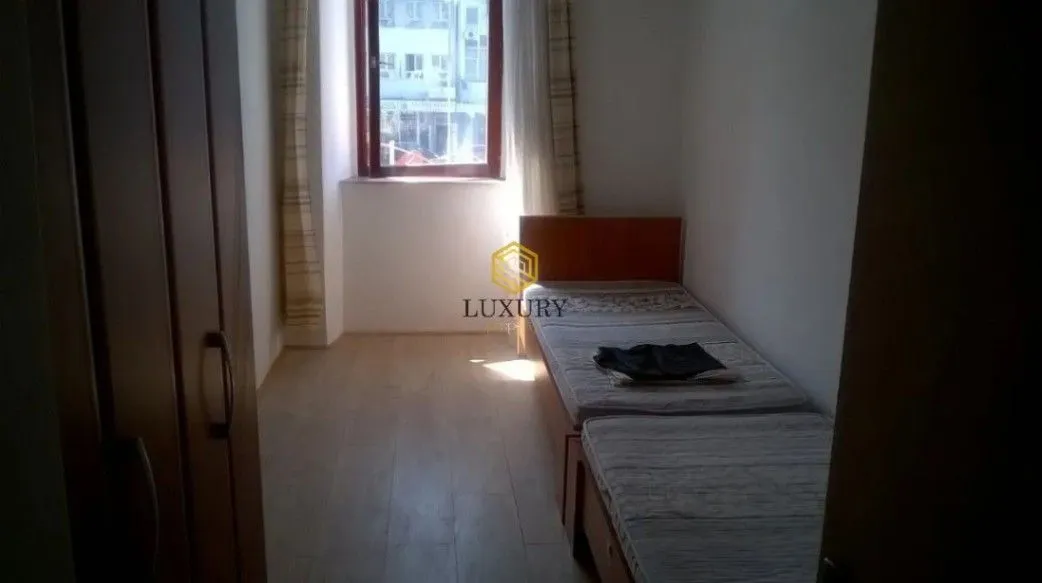 Izdavanje, dvosoban stan, 53m², Centar, Podgorica