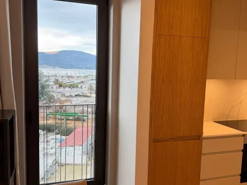 Rent, one bedroom apartment, 50m², Boka Place, Tivat - image 5