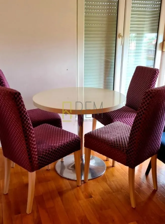 Prodaja, jednosoban stan, 48m², Tološi, Podgorica