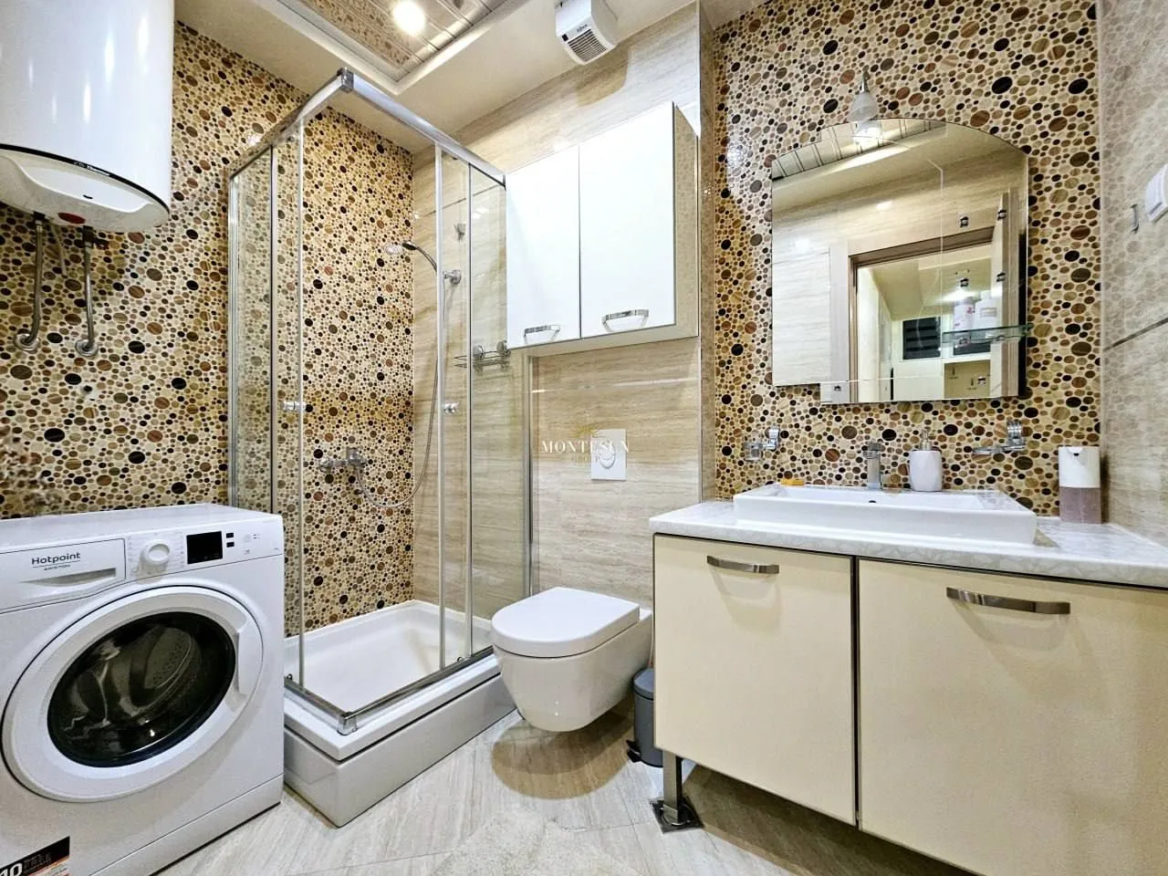 Rent, one bedroom apartment, 70m², Centar, Budva