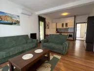 Izdavanje, dvosoban stan, 70m², Mažina, Tivat - image 1