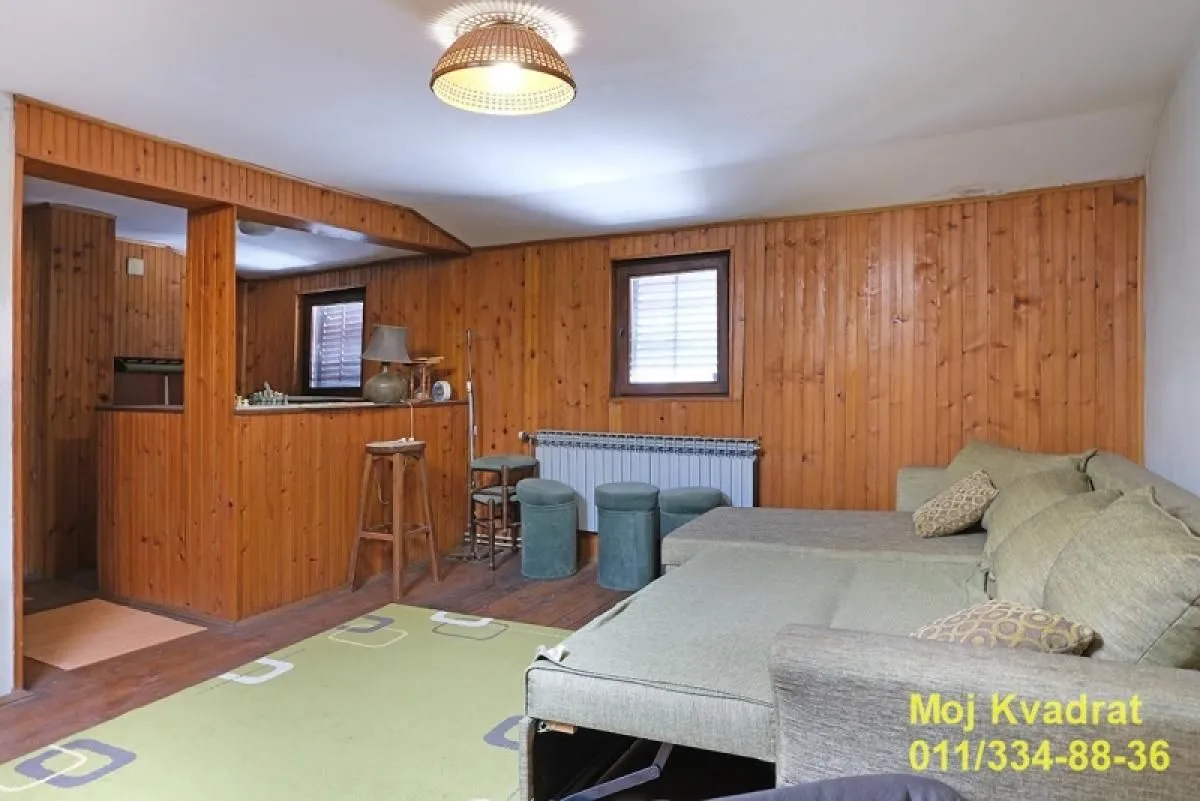 Sale, four bedroom apartment, 98m², Stari Grad, Beograd
