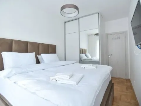 Prodaja, stan, 43m², Budva, Crna Gora - image 18