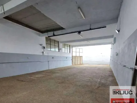 Izdavanje, poslovni prostor, 180m², Futog, Novi Sad Sve Podlokacije - image 1