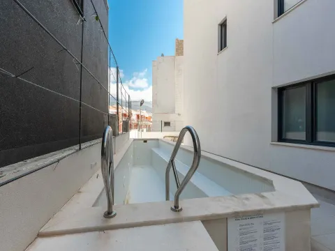 Sale, one bedroom apartment, 43m², Bečići, Budva - image 10