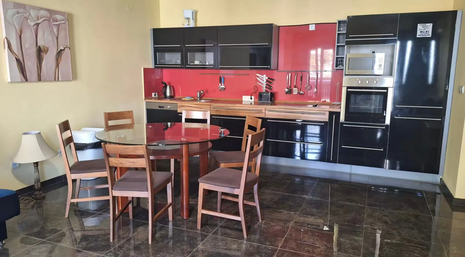 Sale, two bedroom apartment, 90m², Dobrota, Kotor