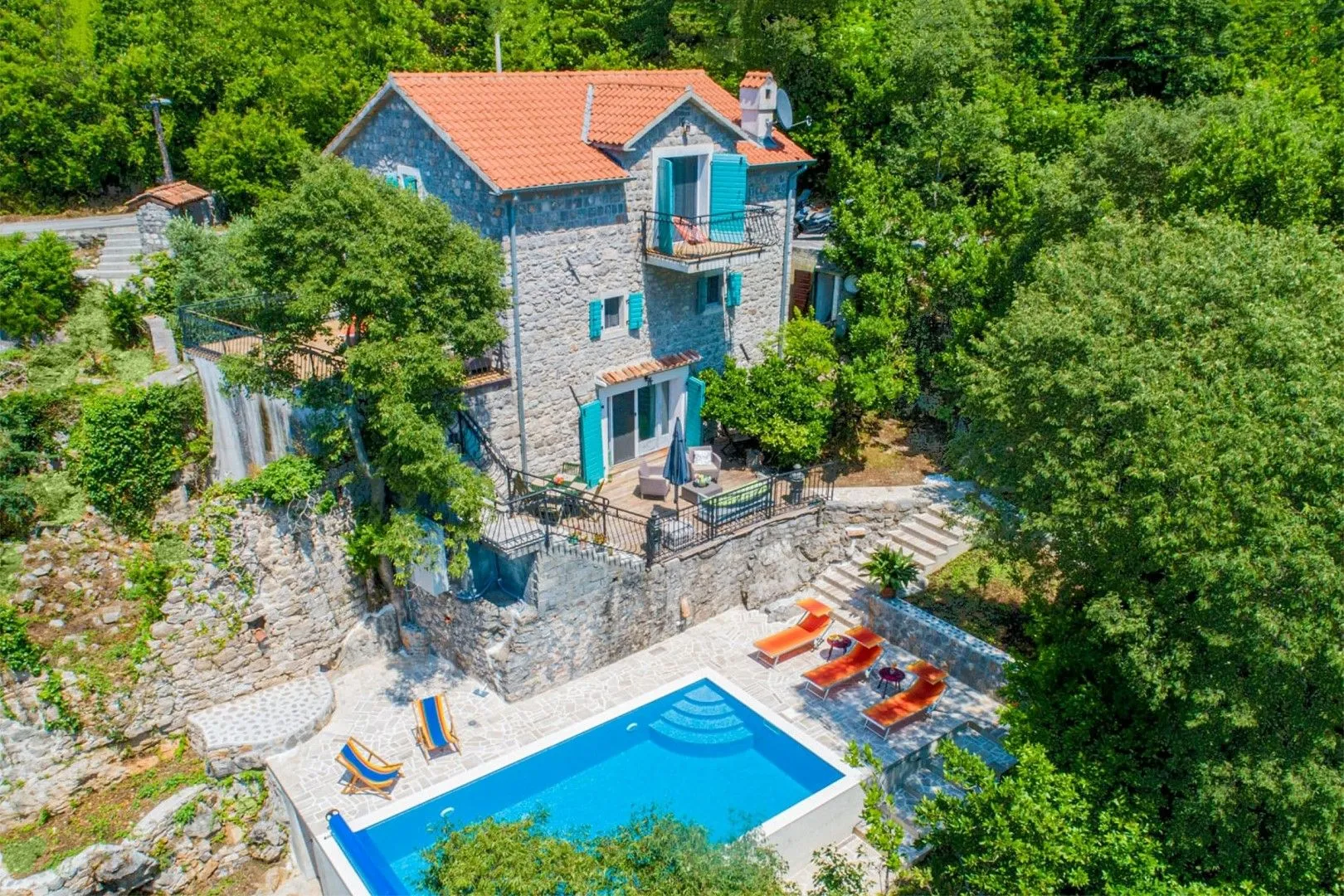 Prodaja, kuća, 170m², Milovići, Tivat