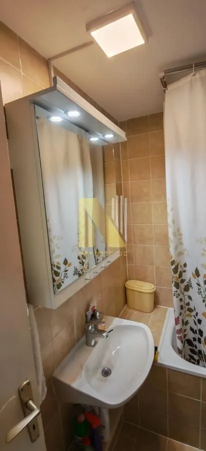 Izdavanje, dvosoban stan, 64m², Bezanijska Kosa 1, Bežanijska Kosa Sve Podlokacije
