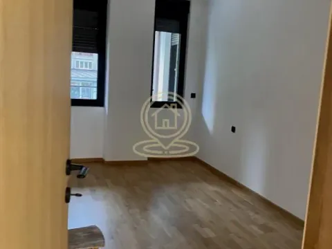 Izdavanje, dvosoban stan, 80m², Medijana, Niš - image 7