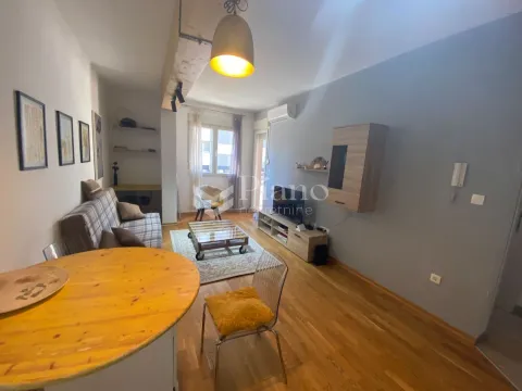 Izdavanje, jednosoban stan, 43m², Podgorica, Crna Gora - image 2