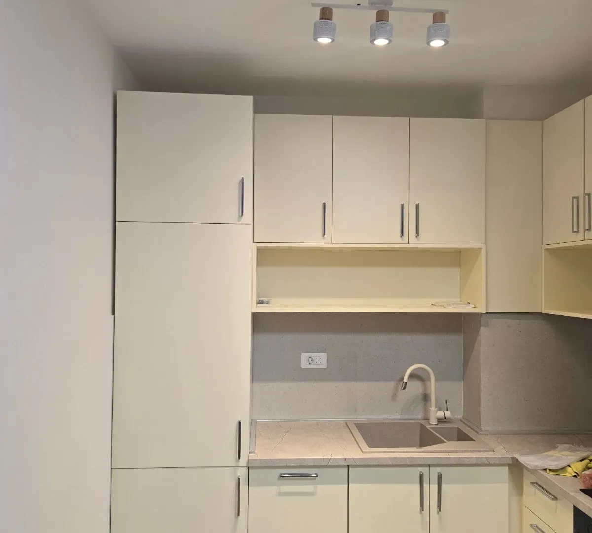 Rent, one bedroom apartment, 49m², Central Point, Podgorica