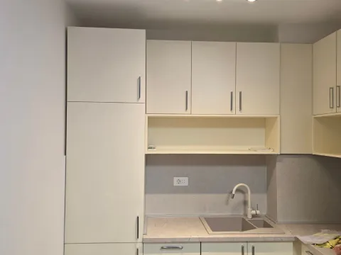 Izdavanje, jednosoban stan, 49m², Central Point, Podgorica - image 2