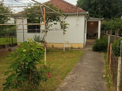 Prodaja, kuća, 100m², Gornja Gorica, Podgorica - image 7