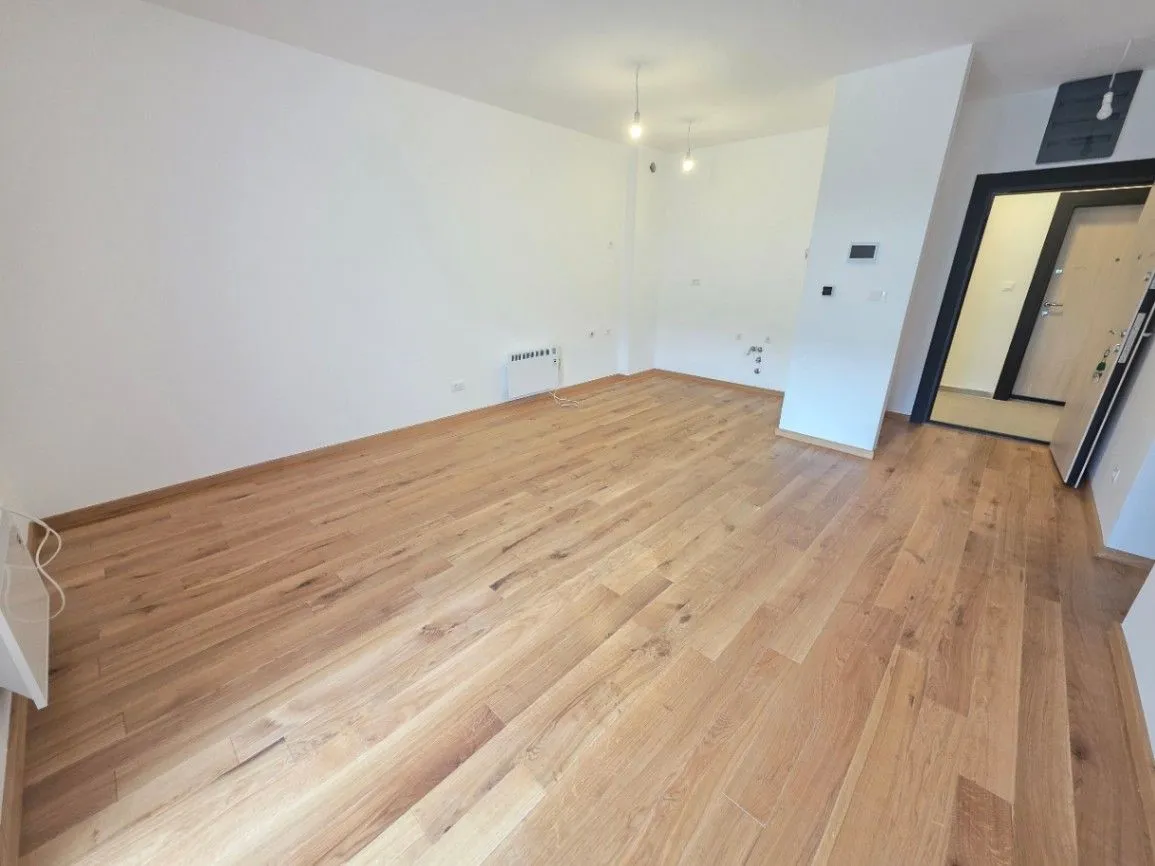Sale, two bedroom apartment, 59m², Centar, Kolašin