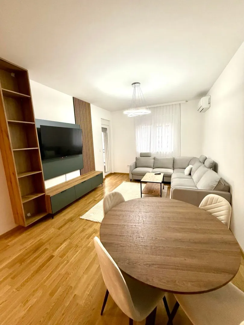 Rent, one bedroom apartment, 48m², Stari Aerodrom, Podgorica