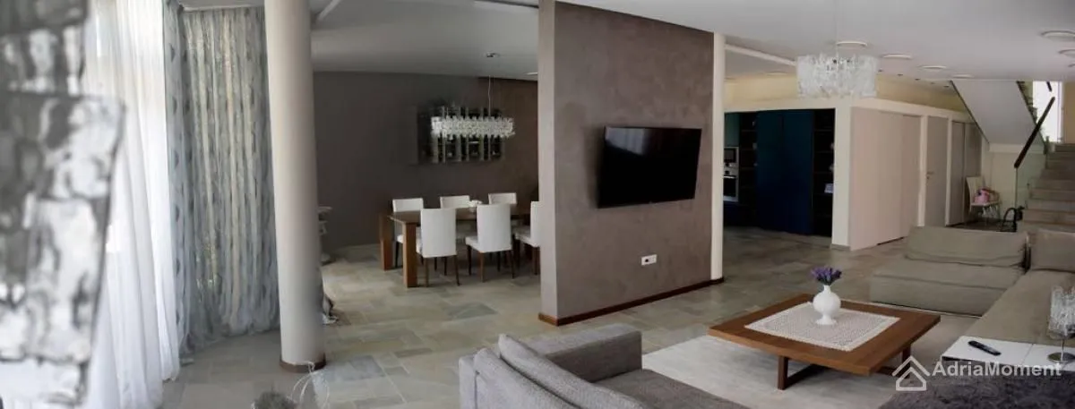 Prodaja, kuća, 285m², Sutorina, Herceg Novi