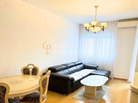 Rent, apartment, 45m², City Kvart, Podgorica - image 1