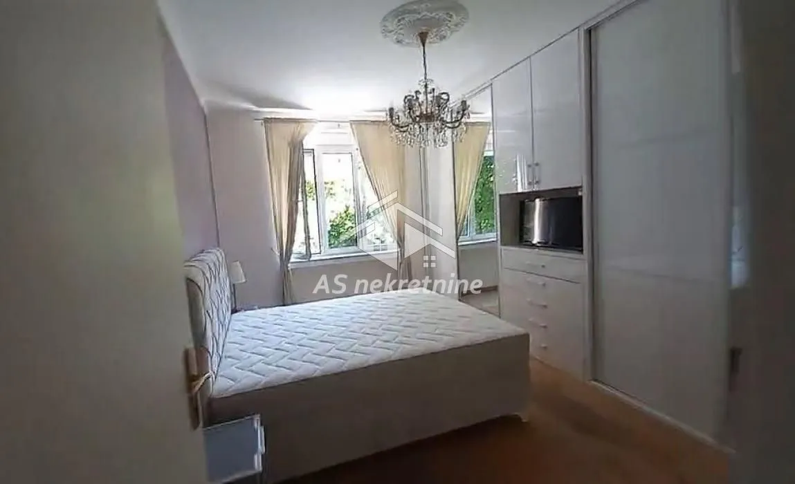 Rent, three bedroom apartment, 70m², Gundulićev Venac, Beograd