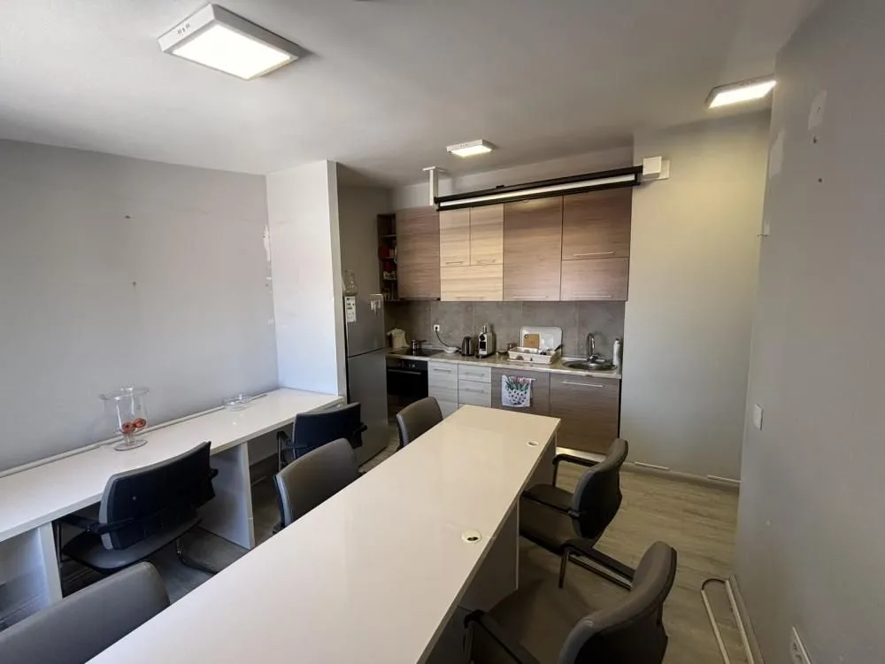 Prodaja, stan, 118m², Đeram Pijaca, Beograd