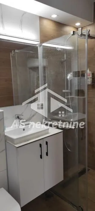 Izdavanje, stan, 60m², Novi Beograd Sve Podlokacije, Beograd
