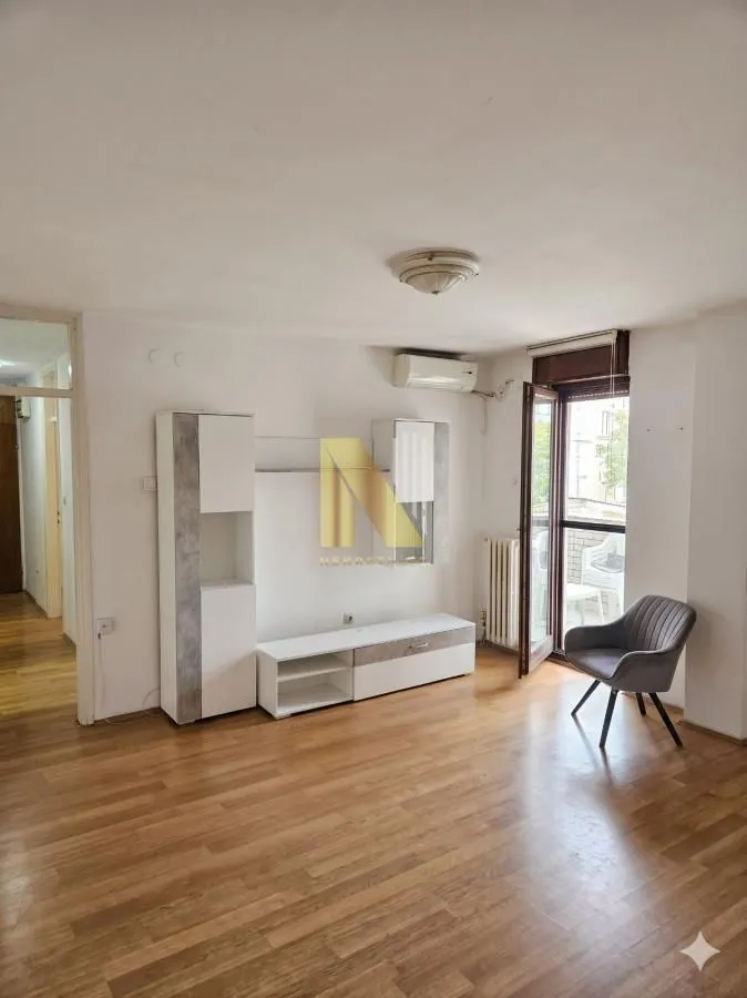 Prodaja, dvosoban stan, 58m², Sajmište, Novi Sad