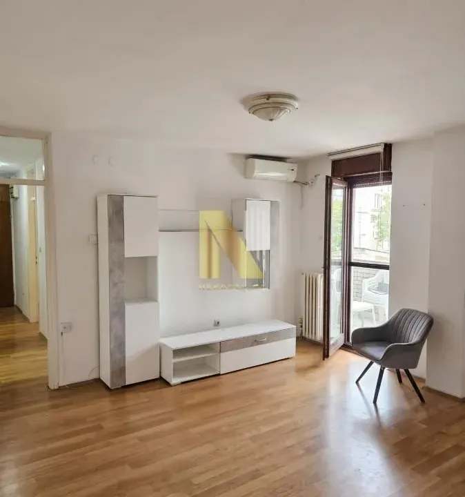 Prodaja, dvosoban stan, 58m², Sajmište, Novi Sad