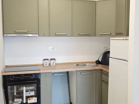 Prodaja, jednosoban stan, 45m², City Kvart, Podgorica - image 2