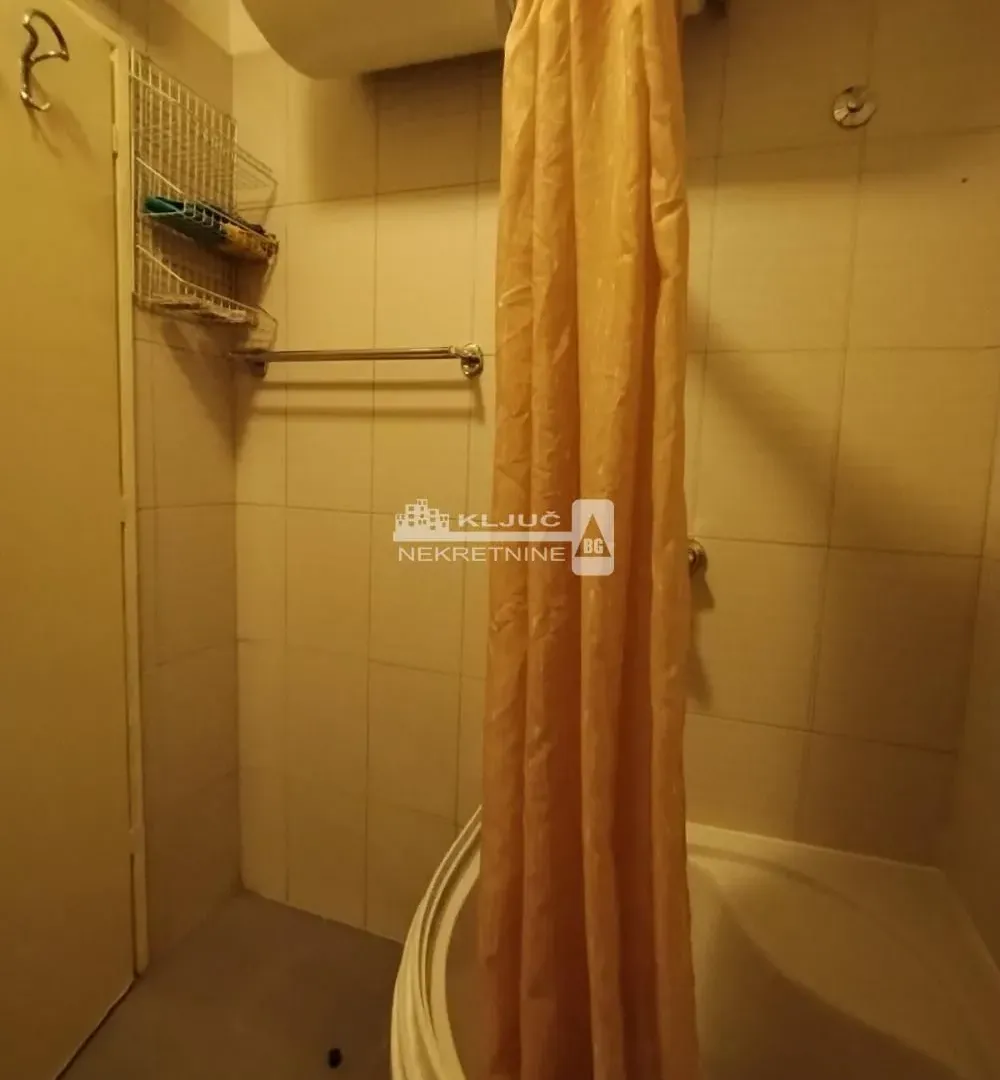 Prodaja, dvosoban stan, 34m², Novi Beograd Blok 2, Novi Beograd Sve Podlokacije