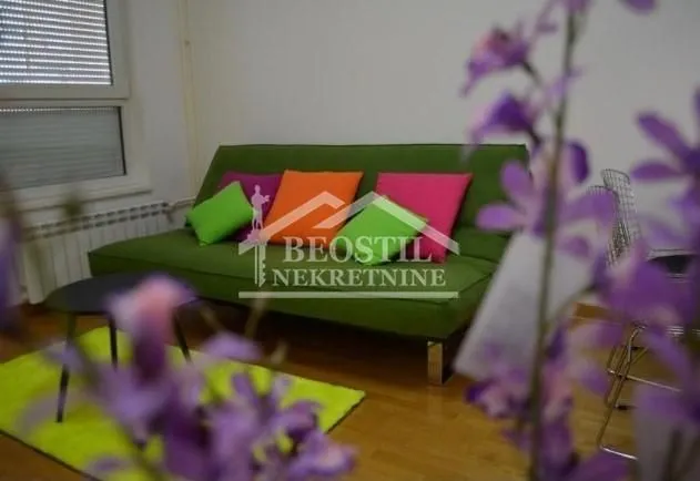 Izdavanje, jednosoban stan, 41m², Belvil, Beograd