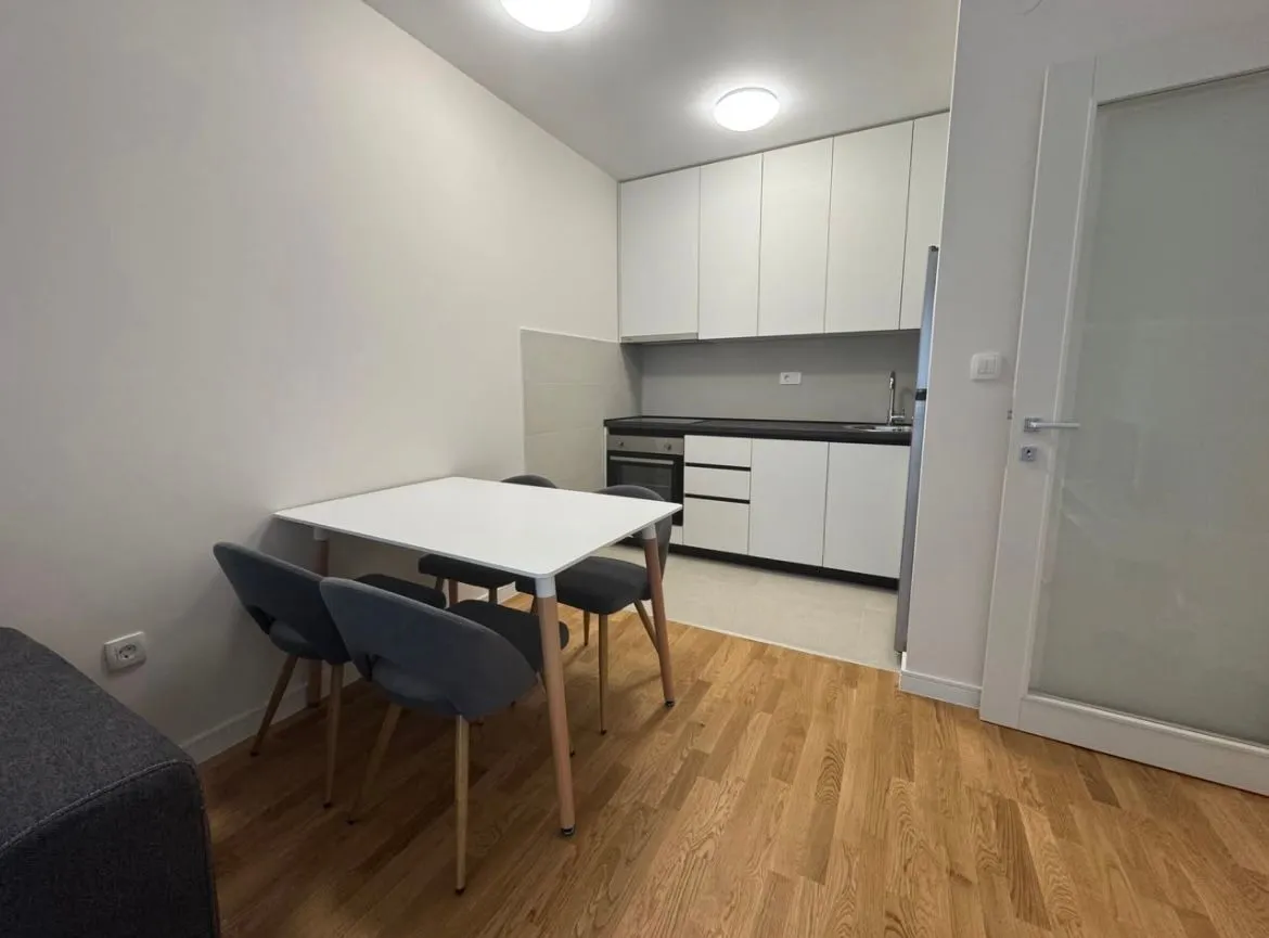 Rent, one bedroom apartment, 44m², Pobrežje, Podgorica