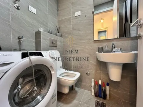 Izdavanje, garsonjera, 33m², City Kvart, Podgorica - image 7