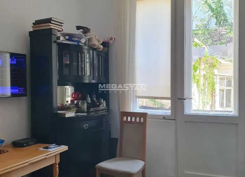 Rent, one bedroom apartment, 30m², Stari Grad, Beograd