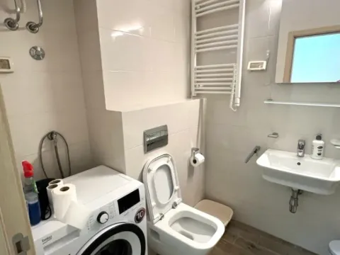 Izdavanje, jednosoban stan, 54m², City Kvart, Podgorica - image 7