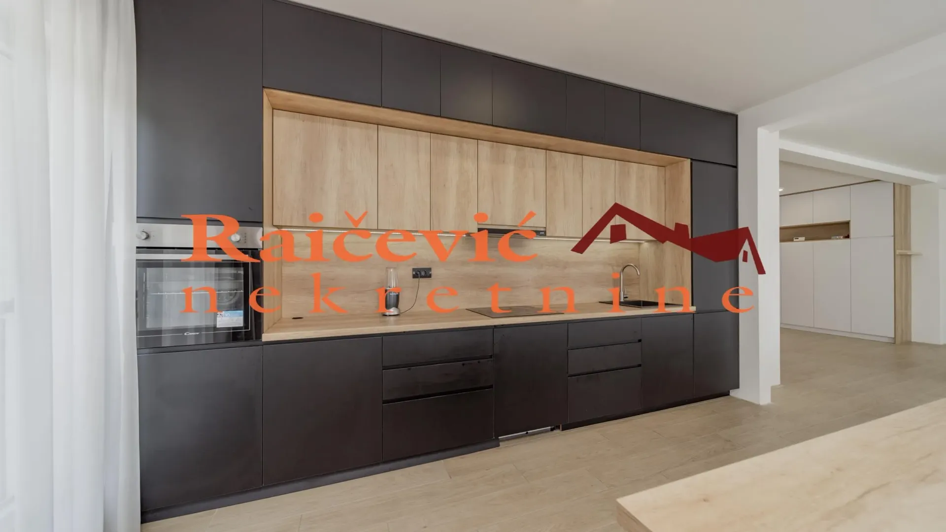 Prodaja, četvorosoban stan, 145m², Savski Venac, Beograd
