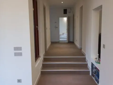 Izdavanje, četvorosoban stan, 155m², Savski Venac, Beograd - image 20