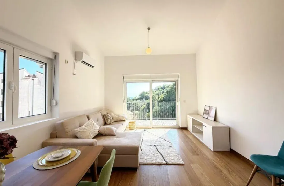 Sale, two bedroom apartment, 60m², Pržno, Budva