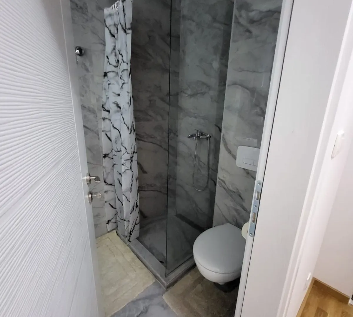 Izdavanje, jednosoban stan, 42m², Zagorič, Podgorica