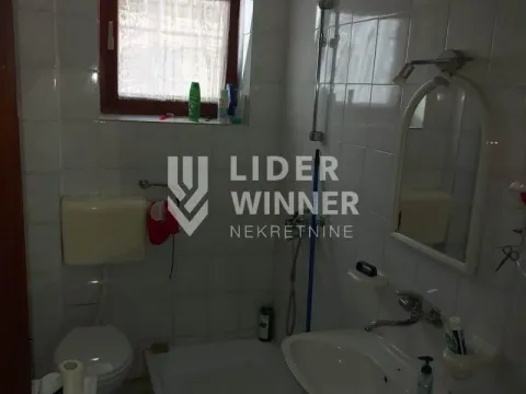 Prodaja, kuća, 247m², Voždovac Sve Podlokacije, Beograd - image 2