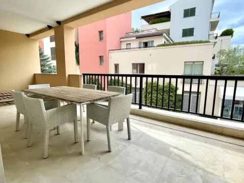 Rent, one bedroom apartment, 110m², Porto Montenegro, Tivat - image 15
