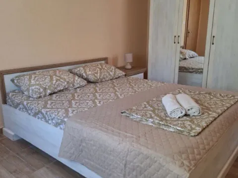 Izdavanje, dvosoban stan, 60m², Seljanovo, Tivat - image 12