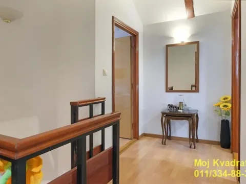 Sale, four bedroom apartment, 104m², Stari Grad, Beograd - image 17