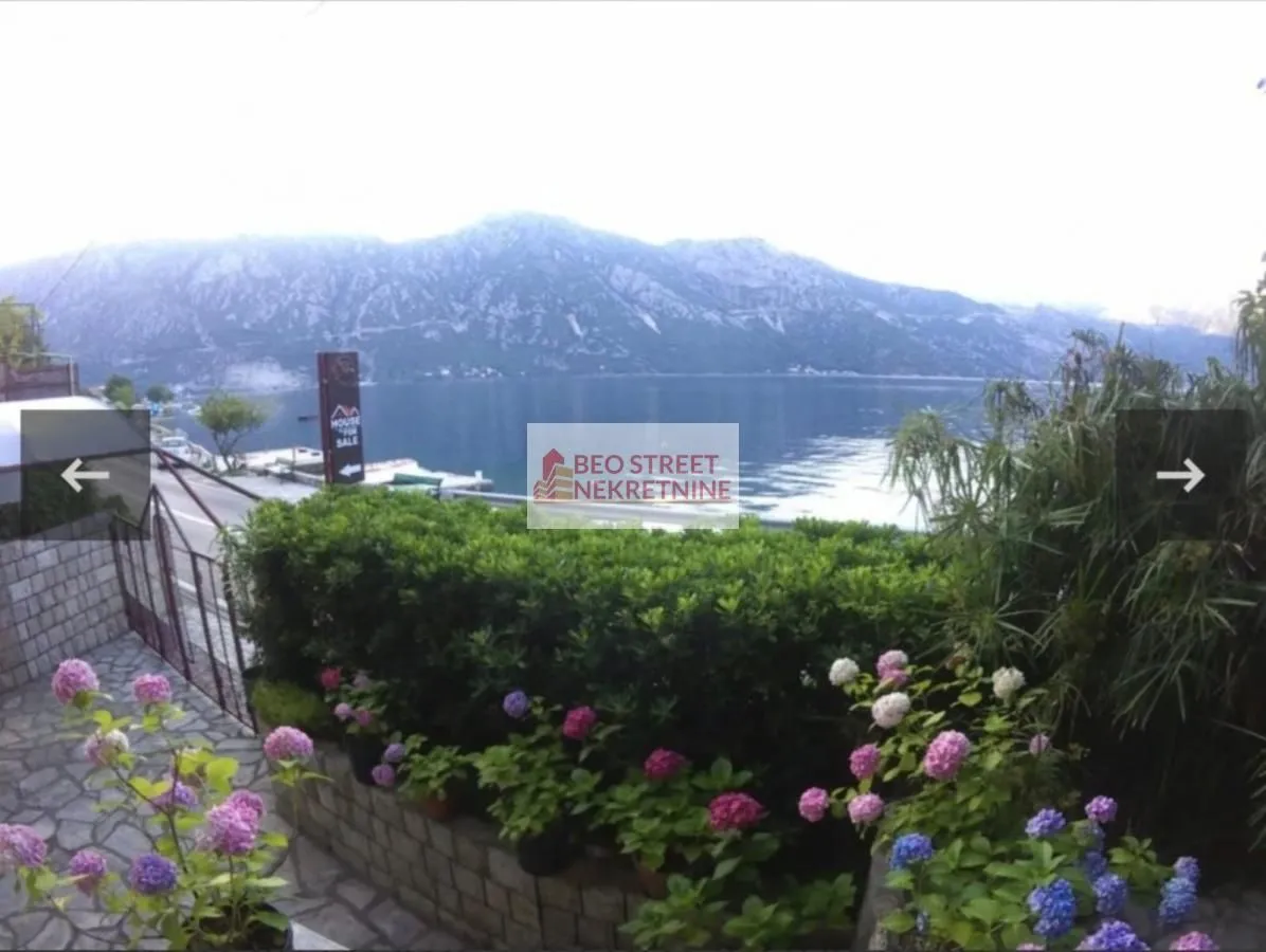 Sale, house, 270m², Risan, Kotor