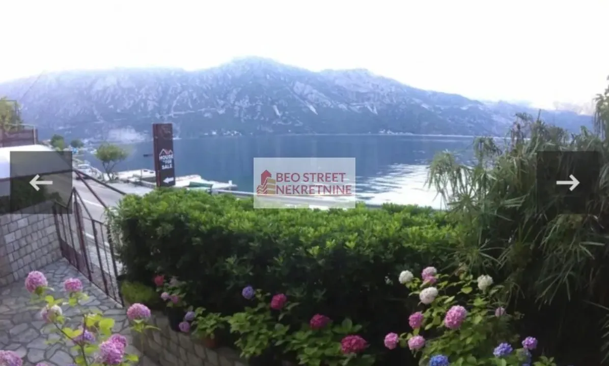 Sale, house, 270m², Risan, Kotor